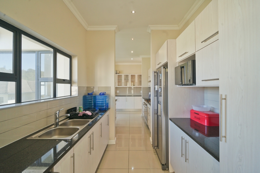 3 Bedroom Property for Sale in Winterstrand Eastern Cape